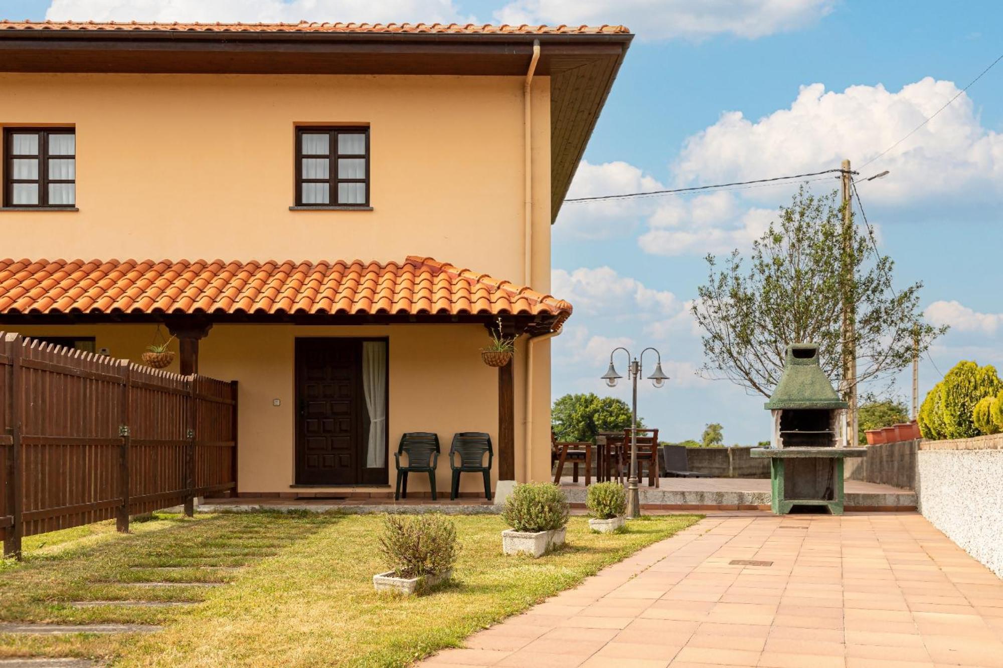 Apartamentos El Acebo Навес Экстерьер фото