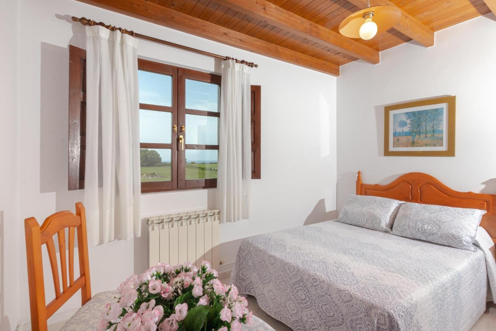 Apartamentos El Acebo Навес Экстерьер фото
